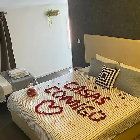 Charming In 35 M² With Balcony * 포르투