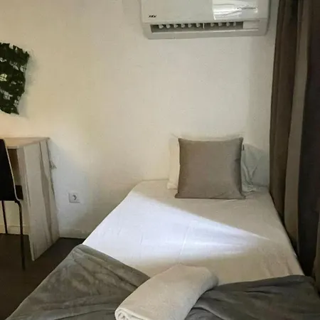 Charming In 35 M² With Balcony