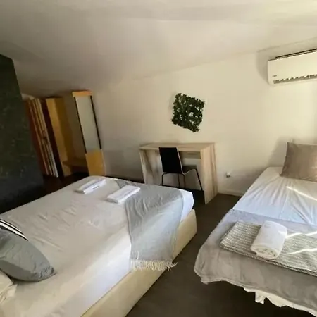 아파트 Charming In 35 M² With Balcony *